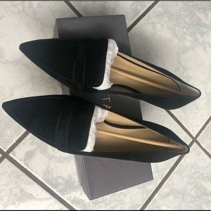 Ann Taylor flats